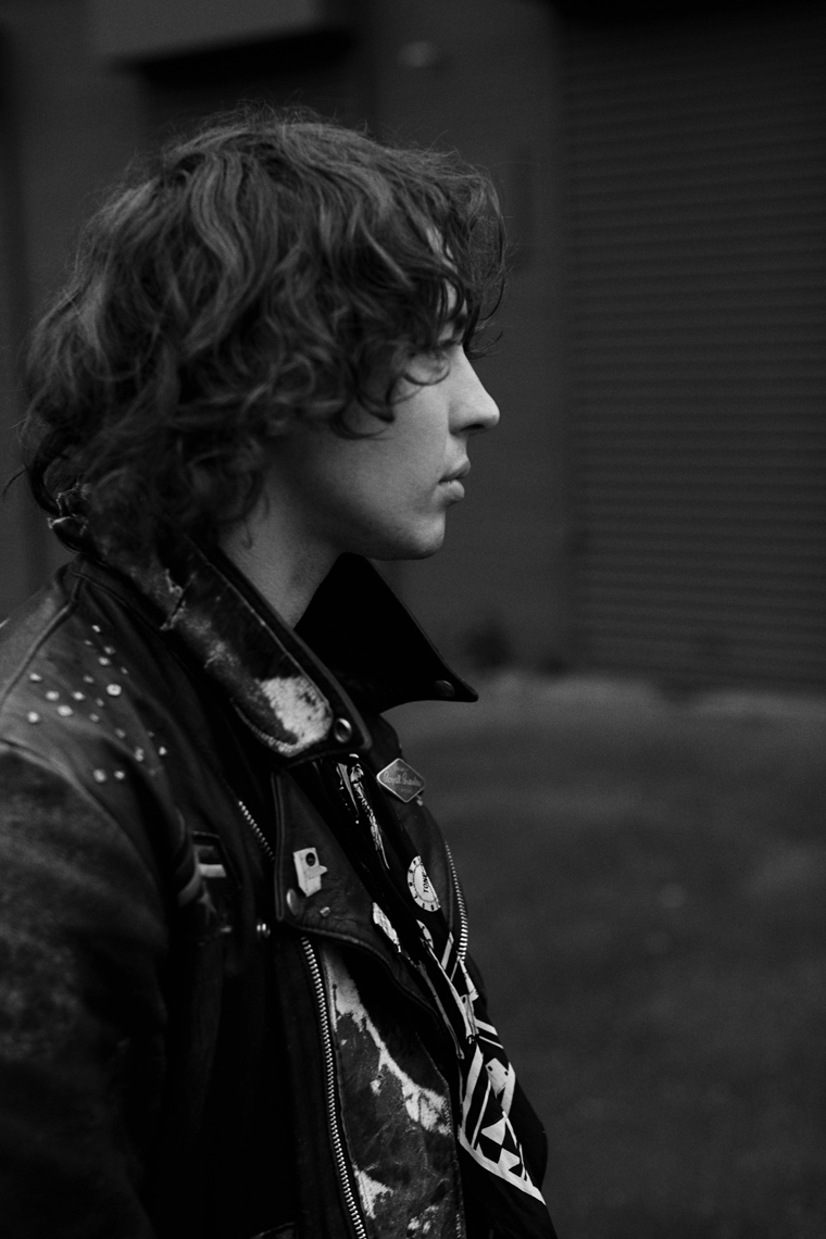Barns Courtney by Tom Oxley