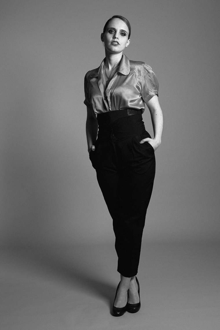 Anna Calvi by Tom Oxley