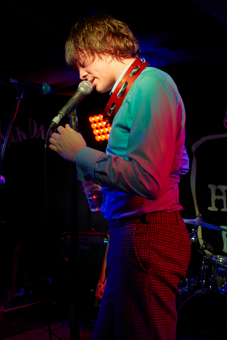 the shakes playing live at the hope and ruin, brighton